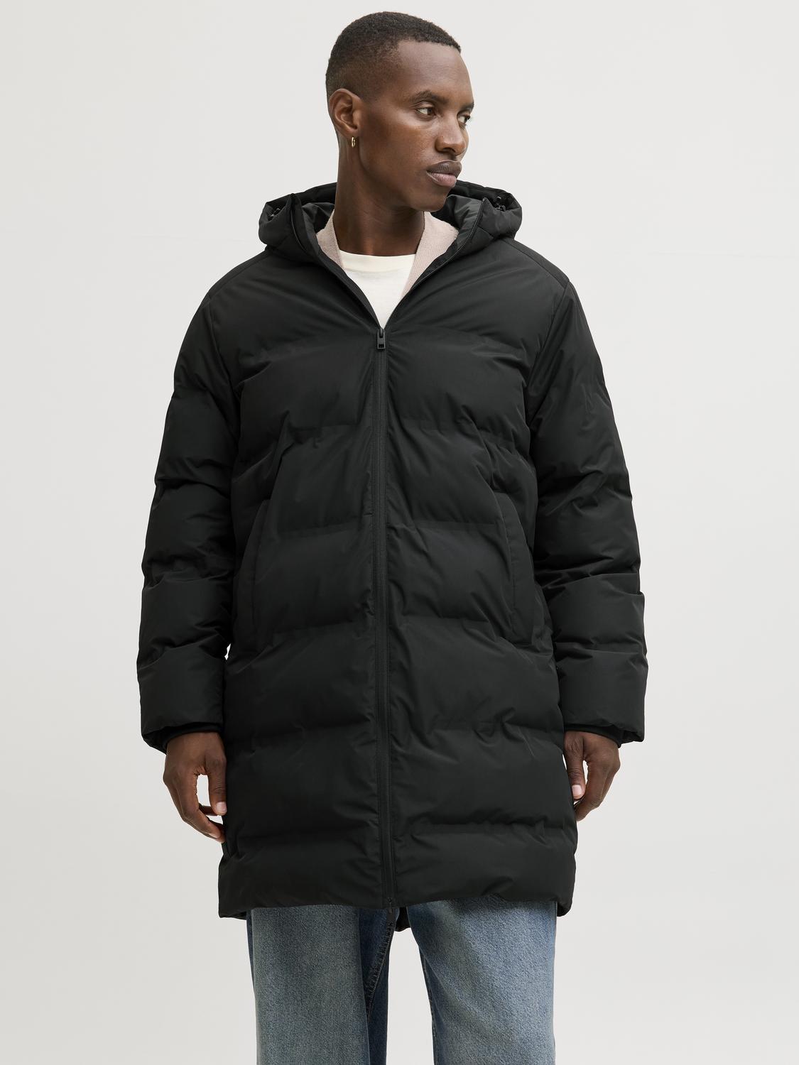 model_shot-front